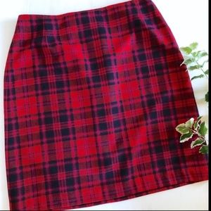 🛍️NWOT Talbots Wool Blend Plaid Pencil Skirt